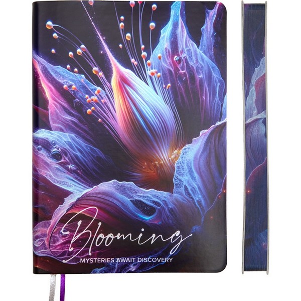 Ежедневник недатированный "deVENTE. Blooming" A5 (145 ммx205 мм) 320 стр, белая бумага 70 г/м2 с цветным срезом, печать в 2 краски, мягкая обложка из искусственной кожи, цветная печать, перфорация, закругленные уголки, 2 ляссе, в термоусадочной пленке, фиолетовый цветок 2334623
